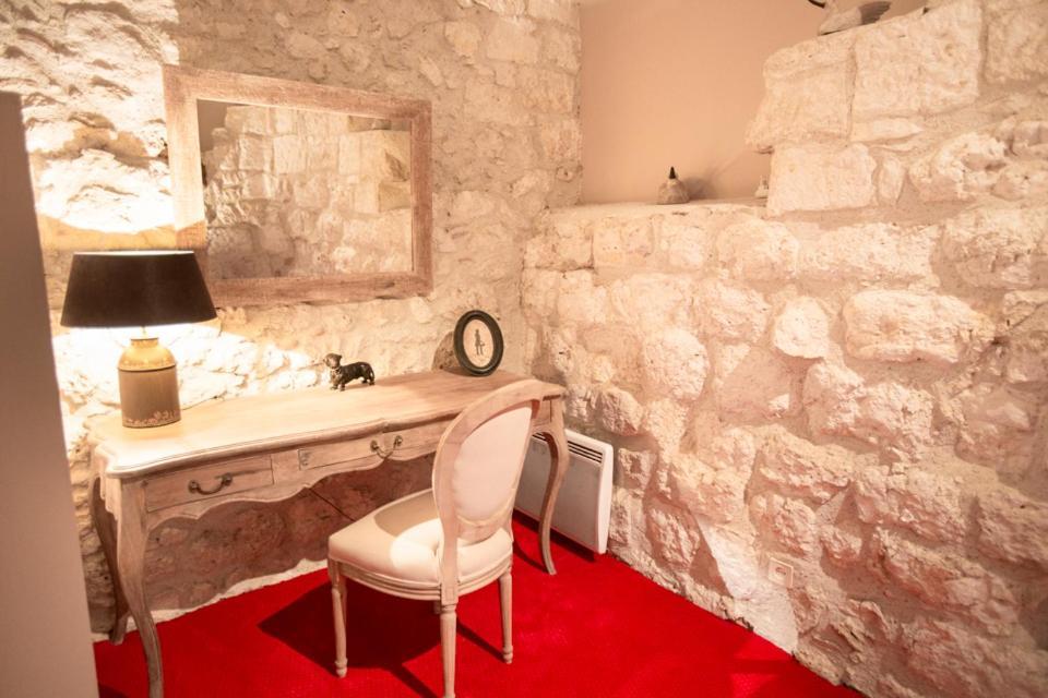 Chateau De Pleneselve Bon-Encontre Bagian luar foto